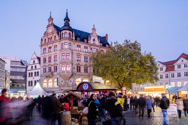 Die mummegenussmeile lädt am 4. und 5. November in die Braunschweiger Innenstadt ein. Am Sonntag öffnen die Geschäfte in der ganzen Stadt von 13:00 – 18:00 Uhr. (Wird bei Klick vergrößert)