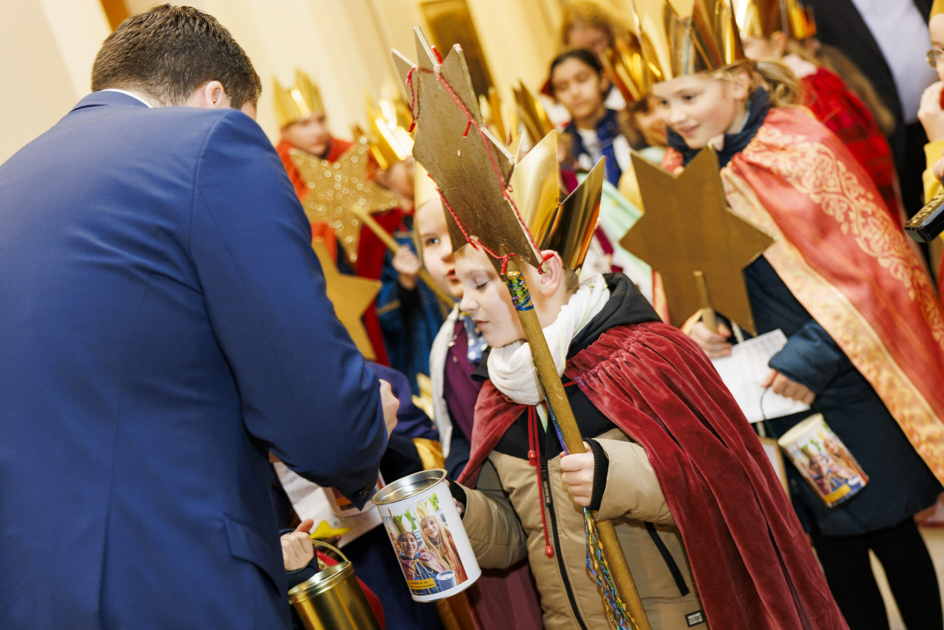 Sternsinger im Rathaus (Wird bei Klick vergrößert)