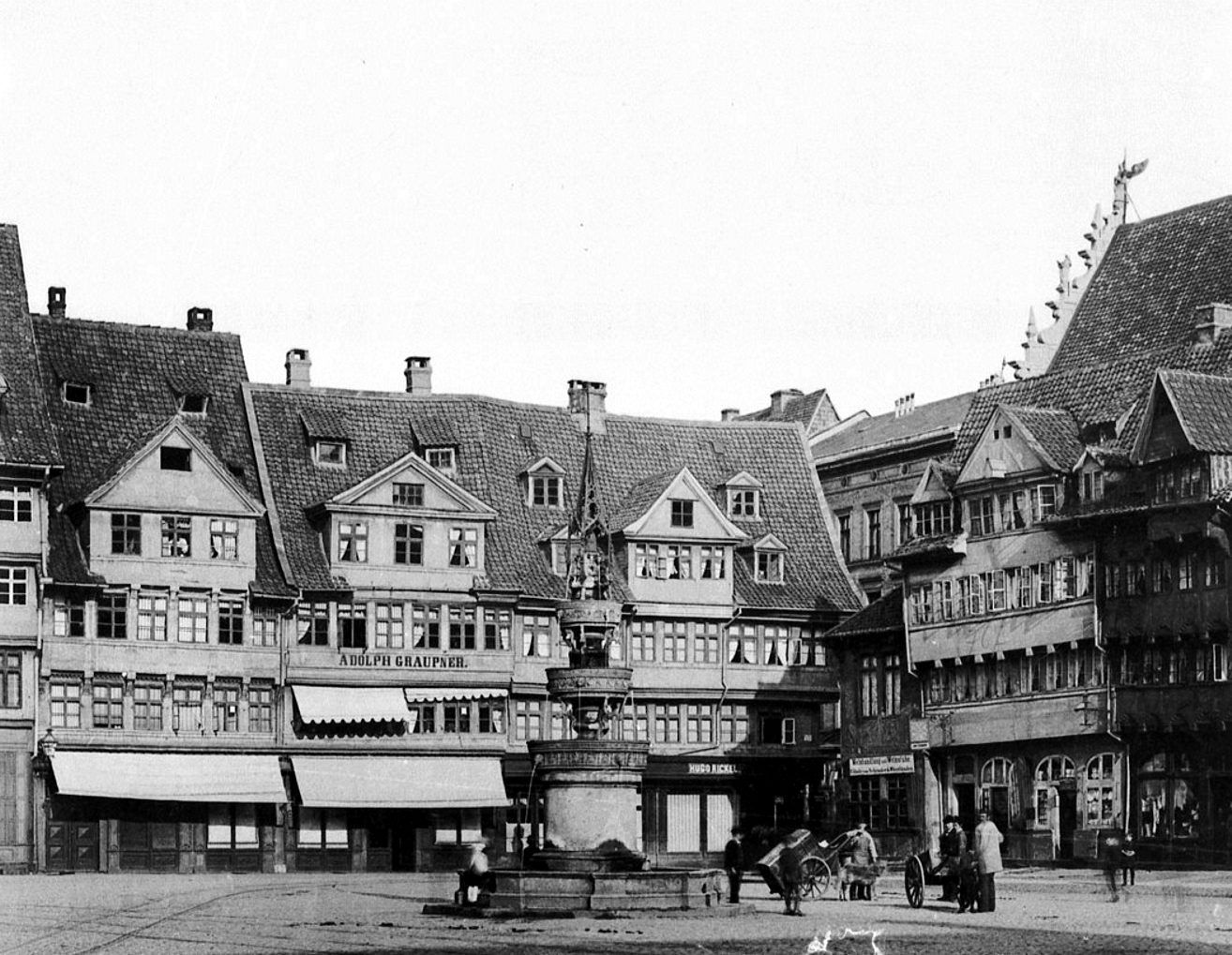 Altstadtmarkt Ostseite, 1867 (Wird bei Klick vergrößert)