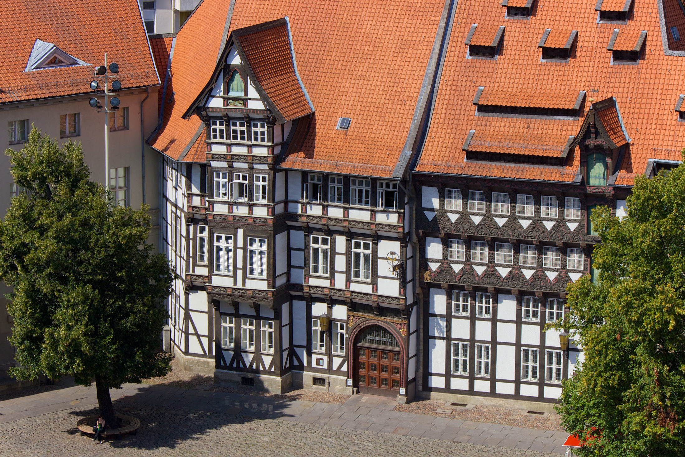 Von Veltheimsches Haus (links) und Huneborstelsches Haus (rechts) (Zoom on click)