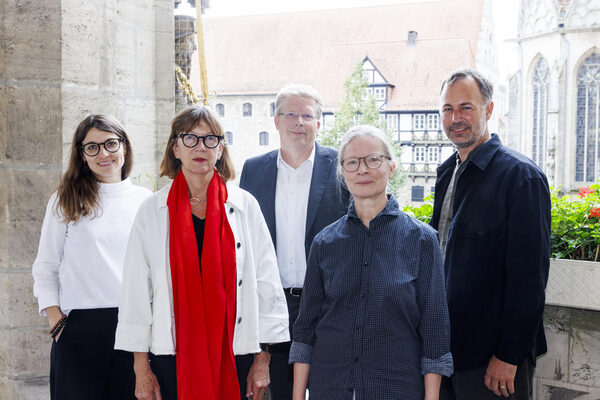 Tanja Remke, Christa Reicher (Vorsitzende), Stadtbaurat Heinz-Georg Leuer, Ariane Röntz und Dan Schürch (v.l.n.r.) (Wird bei Klick vergrößert)