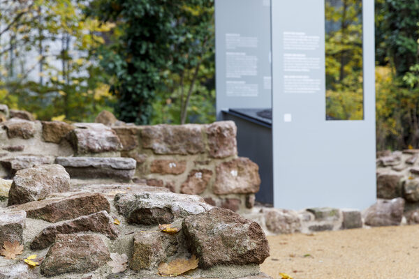 Stadtmauer (Wird bei Klick vergrößert)