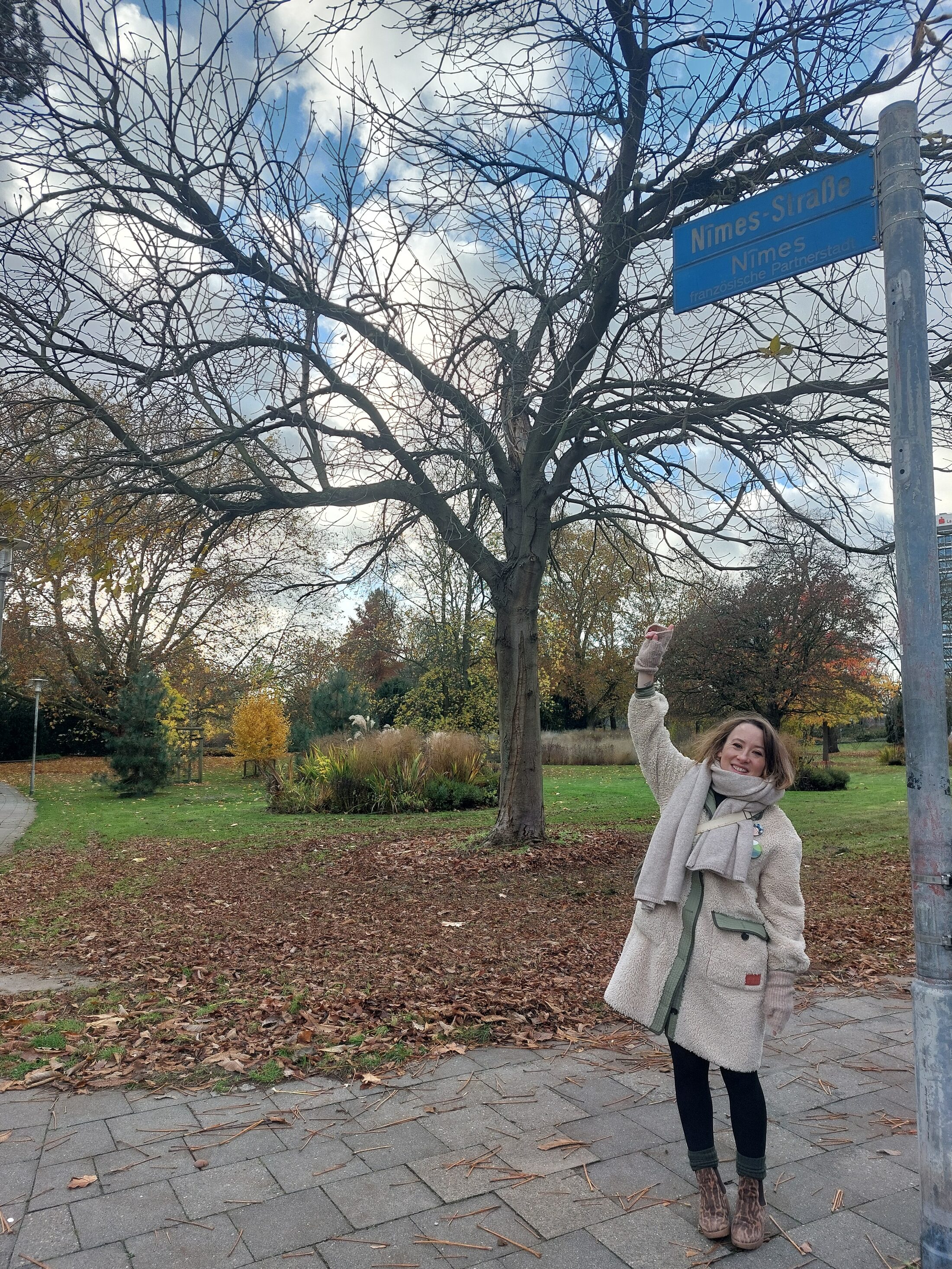 Pauline Chappet aus Nîmes/Frankreich in der Nîmes Straße (Wird bei Klick vergrößert)