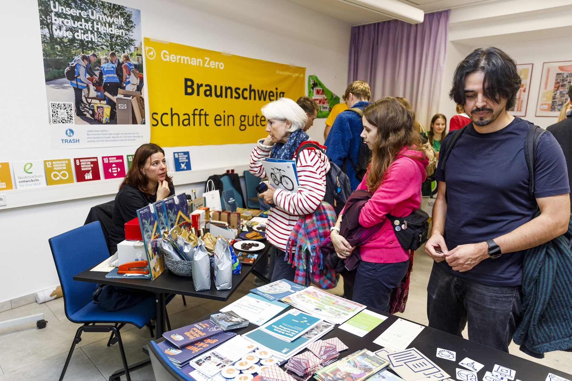 Eröffnung Nachhaltigkeitszentrum (Wird bei Klick vergrößert)