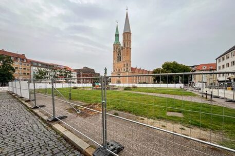 Das Bild zeigt den abgesperrten Hagenmarkt