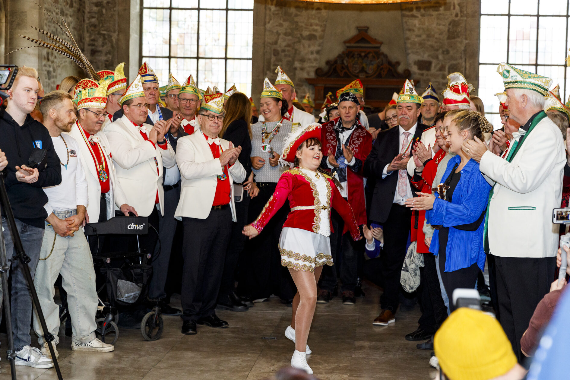 Start der Karnevalssession in der Dornse im Altstadtrathaus. (Wird bei Klick vergrößert)