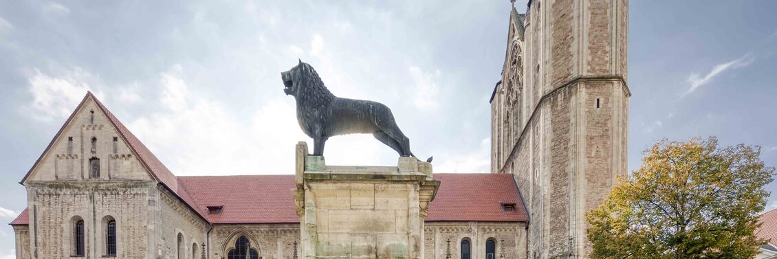 Burglöwe auf dem Burgplatz