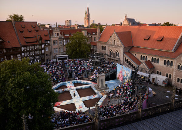 TOSCA Staatstheater Braunschweig Burgplatz 2023 (Wird bei Klick vergrößert)