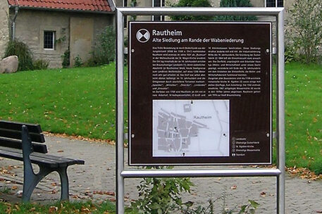 Eine Station des Kleine-Dörfer-Wegs ist der Ortskern von Rautheim