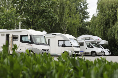 Der Reisemobilstellplatz an der Theodor-Heuss Straße.